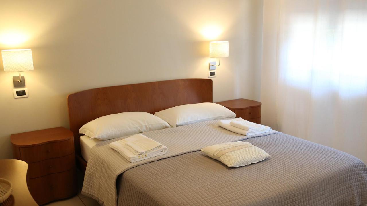 Soada Apartment Cappelle sul Tavo ภายนอก รูปภาพ