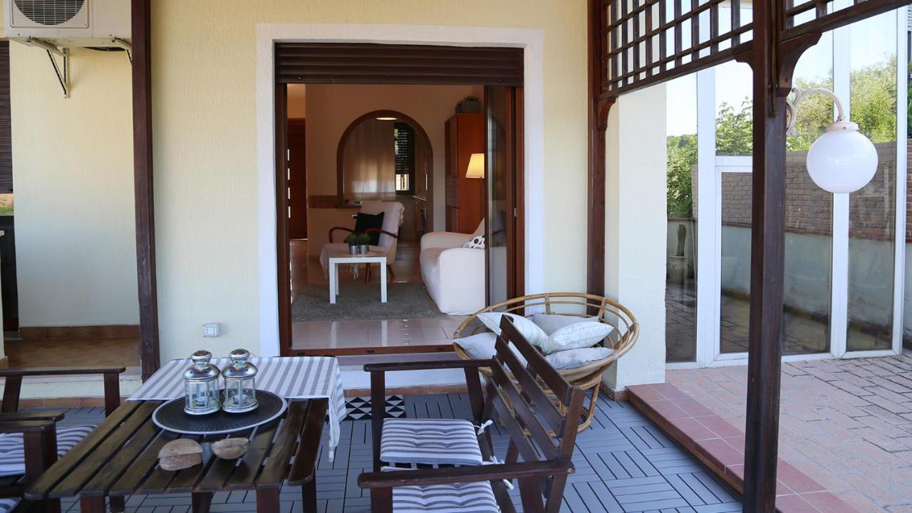 Soada Apartment Cappelle sul Tavo ภายนอก รูปภาพ