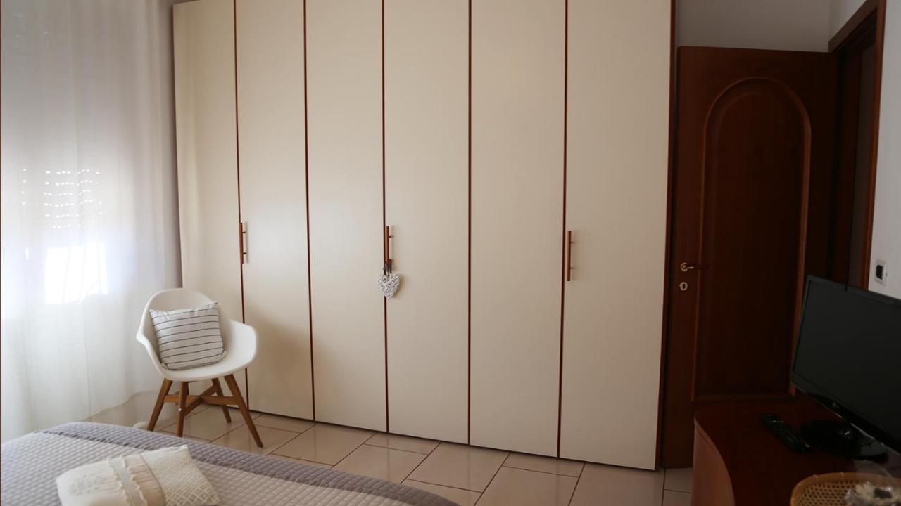 Soada Apartment Cappelle sul Tavo ภายนอก รูปภาพ