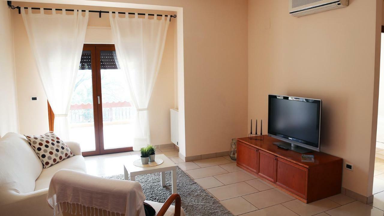 Soada Apartment Cappelle sul Tavo ภายนอก รูปภาพ